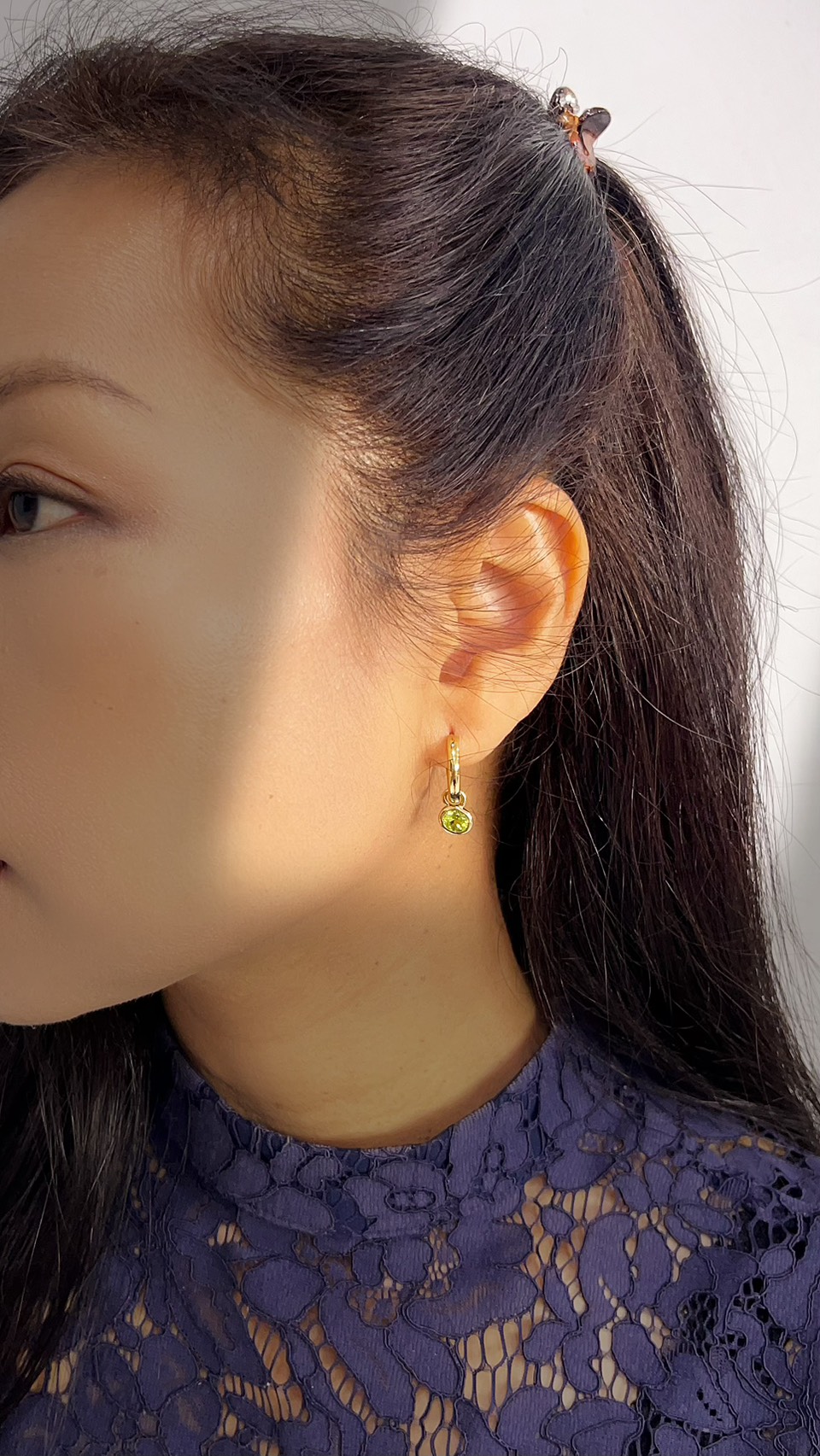 Round Dangle Earrings, 14K Gold Plated.  ต่งหูทรงกลมฝังพลอย  ชุบทอง 14เค  
